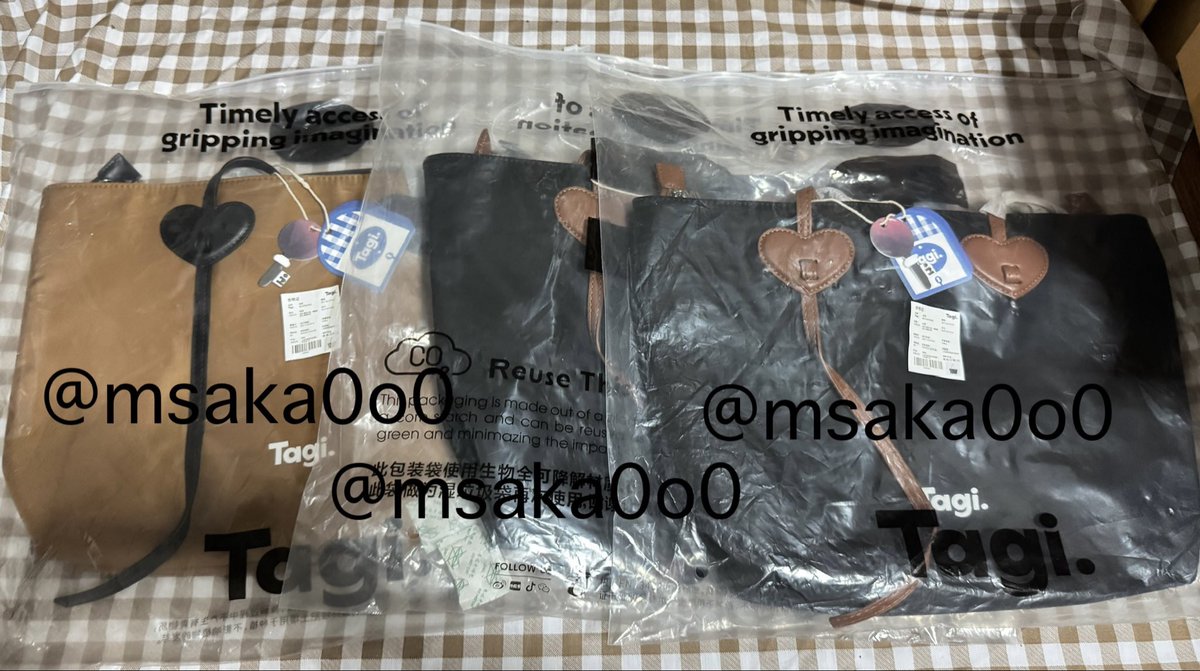 msaka0o0's tweet photo. ✨pls rt✨
พร้อมส่ง กระเป๋า Tagi bag
สี Black chocolate🖤
สี Almonds🤎
🎀 1,350รวมส่ง
🎀 สนใจdmได้เลยค่า
📍 รับผ่อน/มัดจำ
#พรีออเดอร์จีน #Tagi #tagiofficial #กระเป๋าTagi https://t.co/cZnzmvJV2L