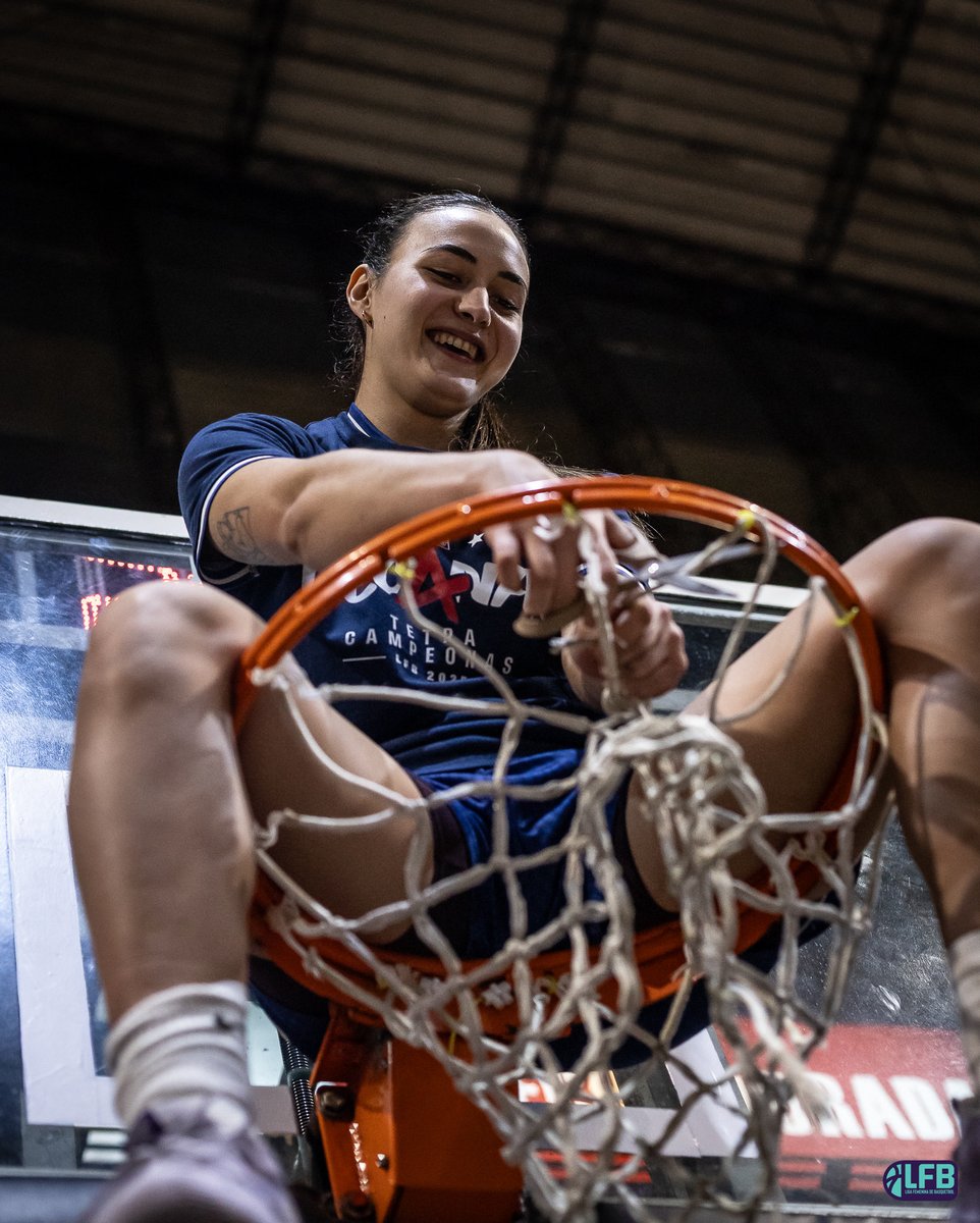 👋🏼 Buen día, campeonas 🏆