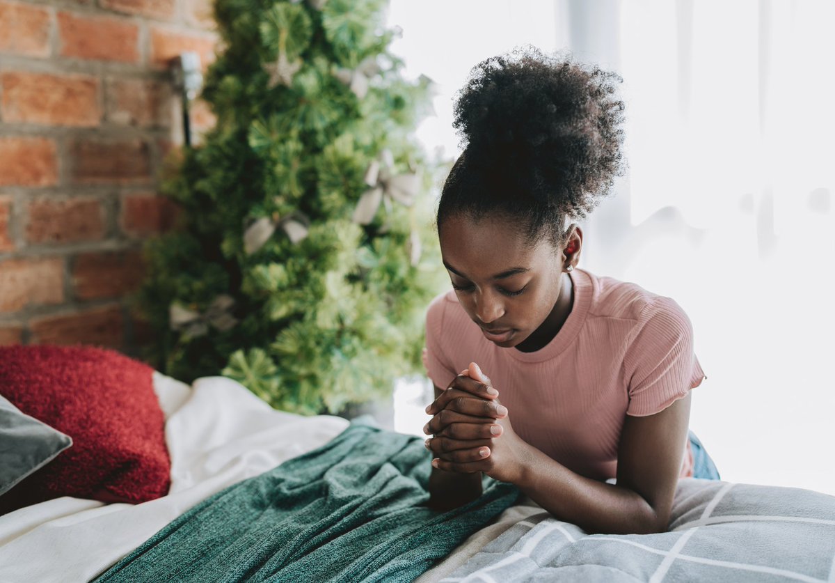 We all know how important prayer is in our own lives, but it can be just as powerful in our children’s lives. Daily prayer helps children grow in faith and forge a deep connection with God. 

Read more about the impact daily prayer has on children: stcharlesschoolorlando.org/2025/10/13/the…