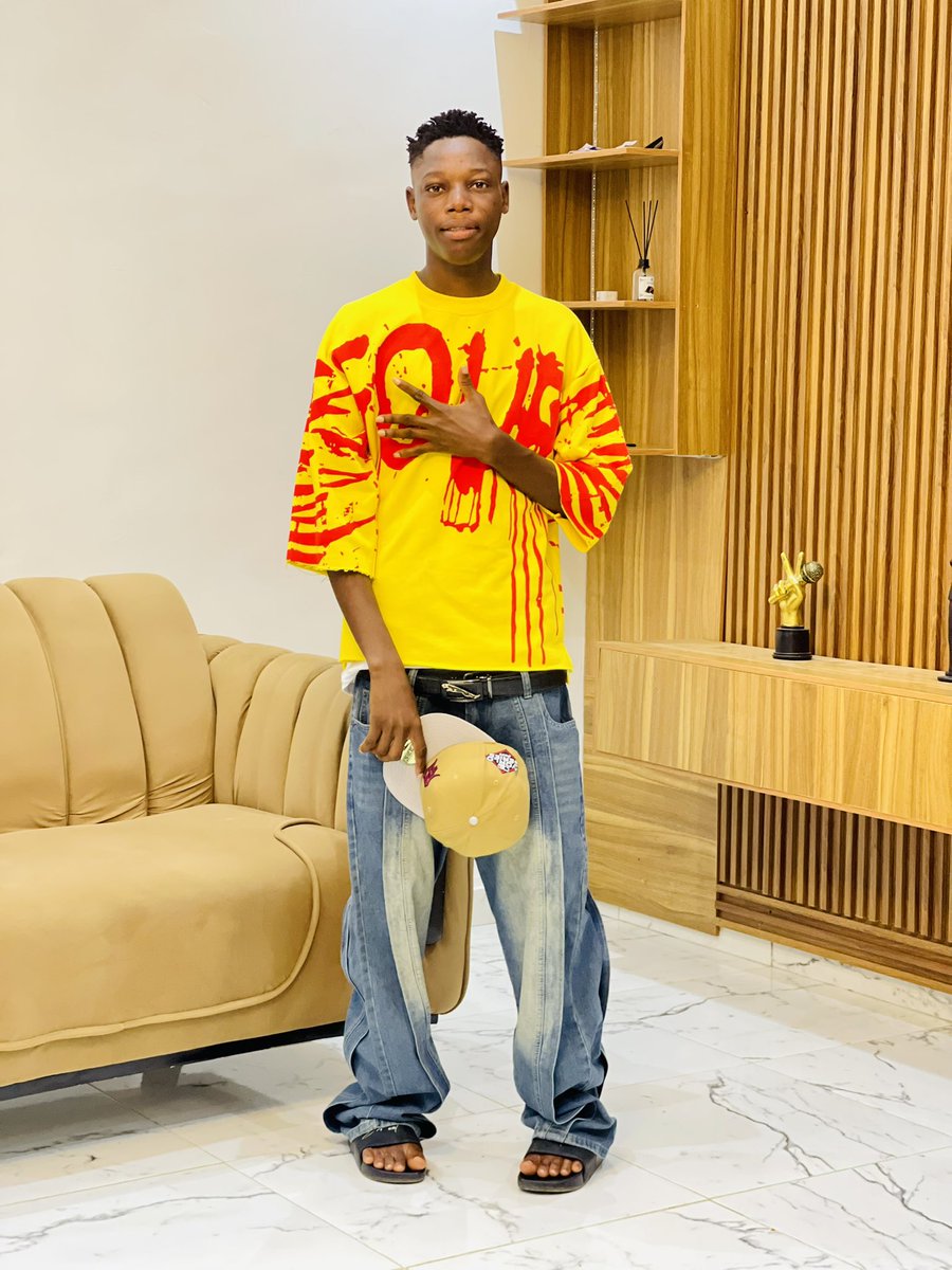 kokodos_n's tweet photo. I don't care who support me, I will get the bag regardless.🧳💼💰 https://t.co/YbuaSGLftP