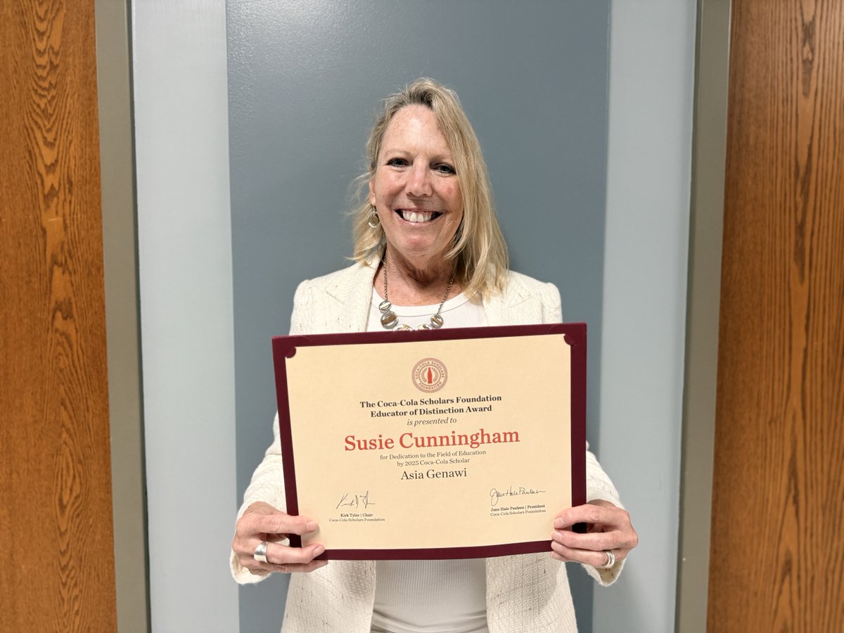 Congratulations to Ms. Susie Cunningham, Senior Lecturer of Computer Science, for receiving the Coca-Cola scholars Foundation Educator of Distinction Award! Ms. Cunningham was nominated by Asia Genawi, class of 2025.