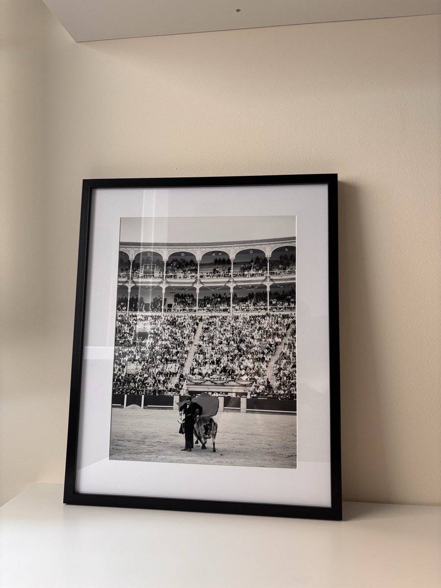 A la venta fotografías realizadas por mi al maestro Morante de La Puebla el pasado 12 de octubre en Las Ventas en la jornada matinal y de tarde.

Las fotografías se pueden adquirir con el marco o sin él. Hay distintos tamaños Para más información e interesados al mensaje privado.