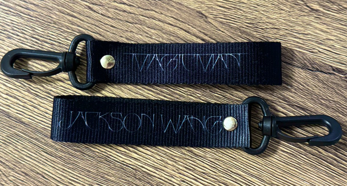 MAGICMAN II
Jackson Wang in Manila Freebies

MM2 Keychain 

🖤1:1
🖤can do trade
🖤limited quantity only

See you, birds! 💚

#MAGICMAN2inManila
