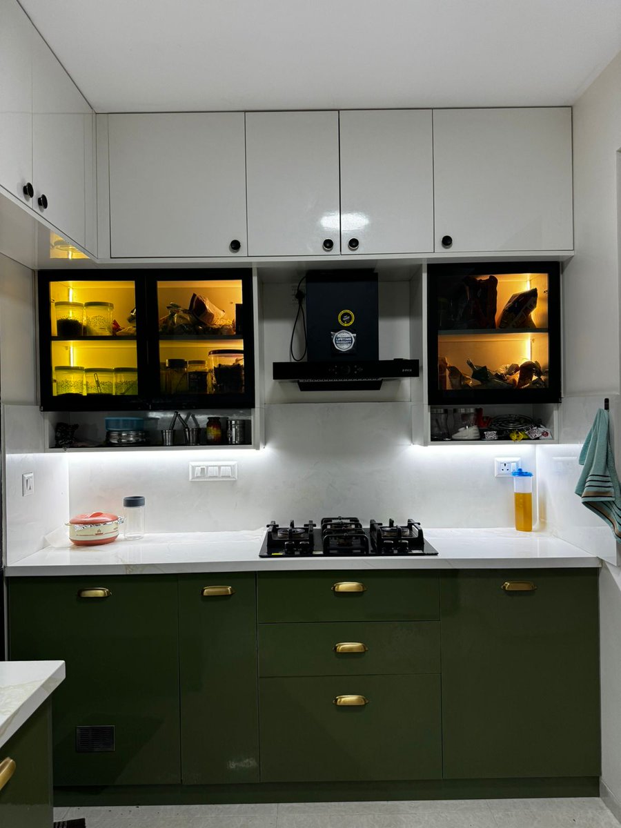 sprateek2338's tweet photo. 🏡 Flatmate Wanted!
 Looking for a male flatmate for a beautiful 9th-floor east-facing flat in DSR Parkway, Sarjapur Rd — stunning views &amp; fully furnished! 💰 Rent: ₹23K (incl. maintenance) | Deposit: ₹50K 🛏️ Shared washroom, ready-to-move-in setup https://t.co/1Dr56Axx1u