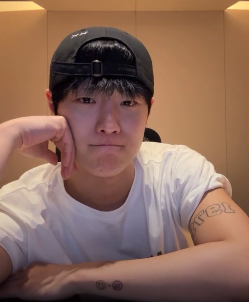 아니진짜 ㅁㅊ
너무 청순하고예븜.