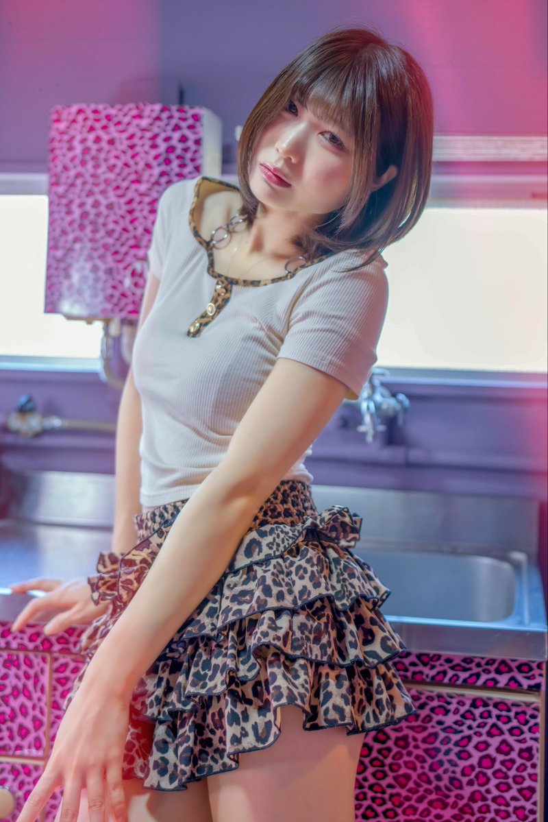 平成ギャル部屋
<a href="/gyaru_heya/">平成ギャル部屋</a> 
モデル　紬さん
<a href="/qn_la/">紬 (つむぎ)</a>