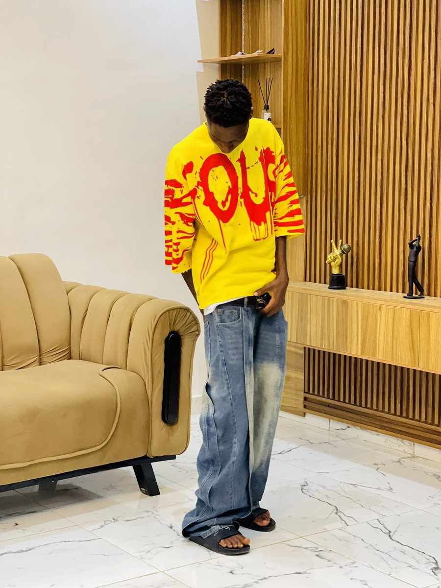 kokodos_n's tweet photo. DON'T LOVE ME IN PRIVATE AND PLAY ME IN PUBLIC THERE'S NO LOVE RIGHT THERE 💔 https://t.co/xrx5vxggdG