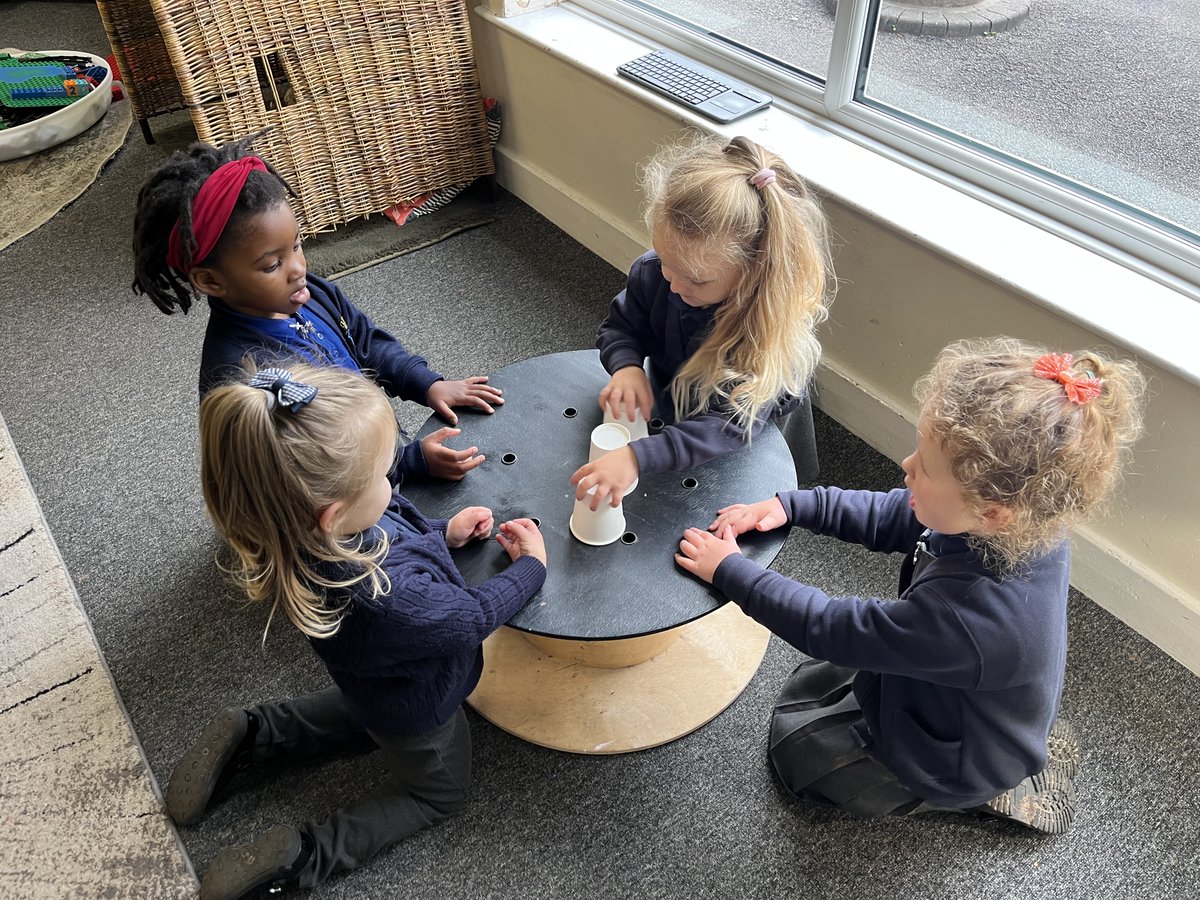 Mrs Davies tweet media