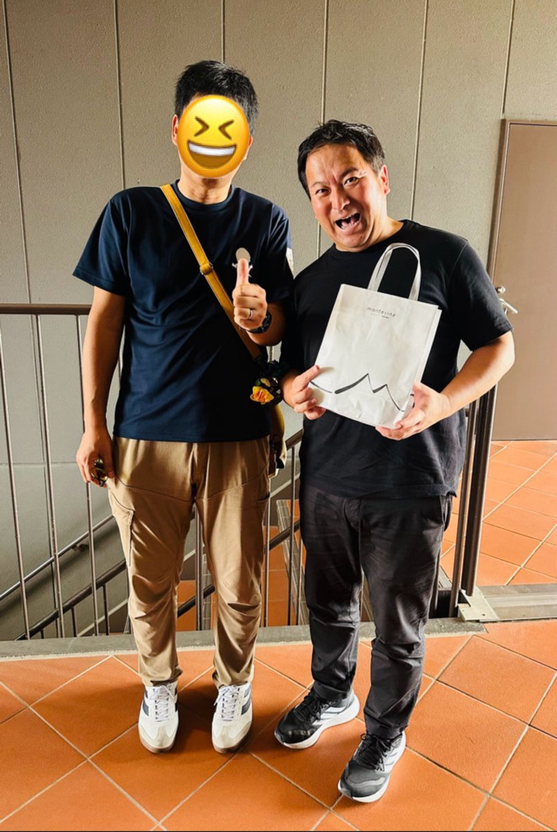 今日もお聞きいただいた皆さま！
メッセージをくださった皆さま！！
ありがとうございました😆

今日はナント長野県から
いつも聞いていてくださる
【ラジオネーム:フラガ大佐】
が奥様と共に遥々会いにきてくださいました😭
本当にありがとうございました‼️

#SuzukavoiceFM