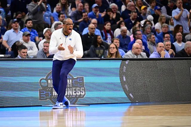 Coaches and players rave about the #FirstFour experience in Dayton. Why? The Gem City has the best college hoops fans, UD Arena is an amazing facility, and we always roll out the red carpet. 

Read more: daytondailynews.com/sports/coaches…