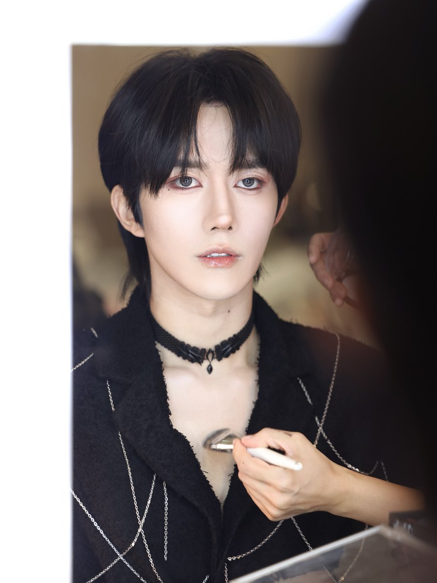 XingQiu_Data's tweet image. IG Update : eliot.hx 🦋

ความสวยที่ตราตรึงใจมากๆ

instagram.com/eliot.hx/
◈ ━━━━━━━━━━━━━━ ◈
♾️ติด #️⃣ Hashtag เพิ่มยอดเอนเกจ♾️
    ♻️ รีทวิต-โควท-หัวใจ-เมนชั่น 🗯️

 #eliothuang #HuangXing  #黄星