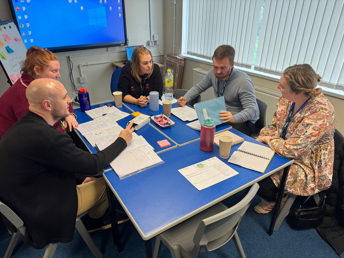 NWmathshub3's tweet image. Today was the first Teaching for Mastery TRG of the year for this group of schools in Liverpool.

Delving into the essence of Teaching for Mastery and observing a live lesson in Year 6 

#equity #fidelity #accessforall