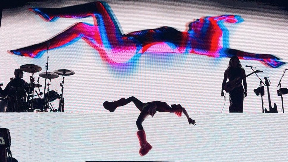 2015                                 2025