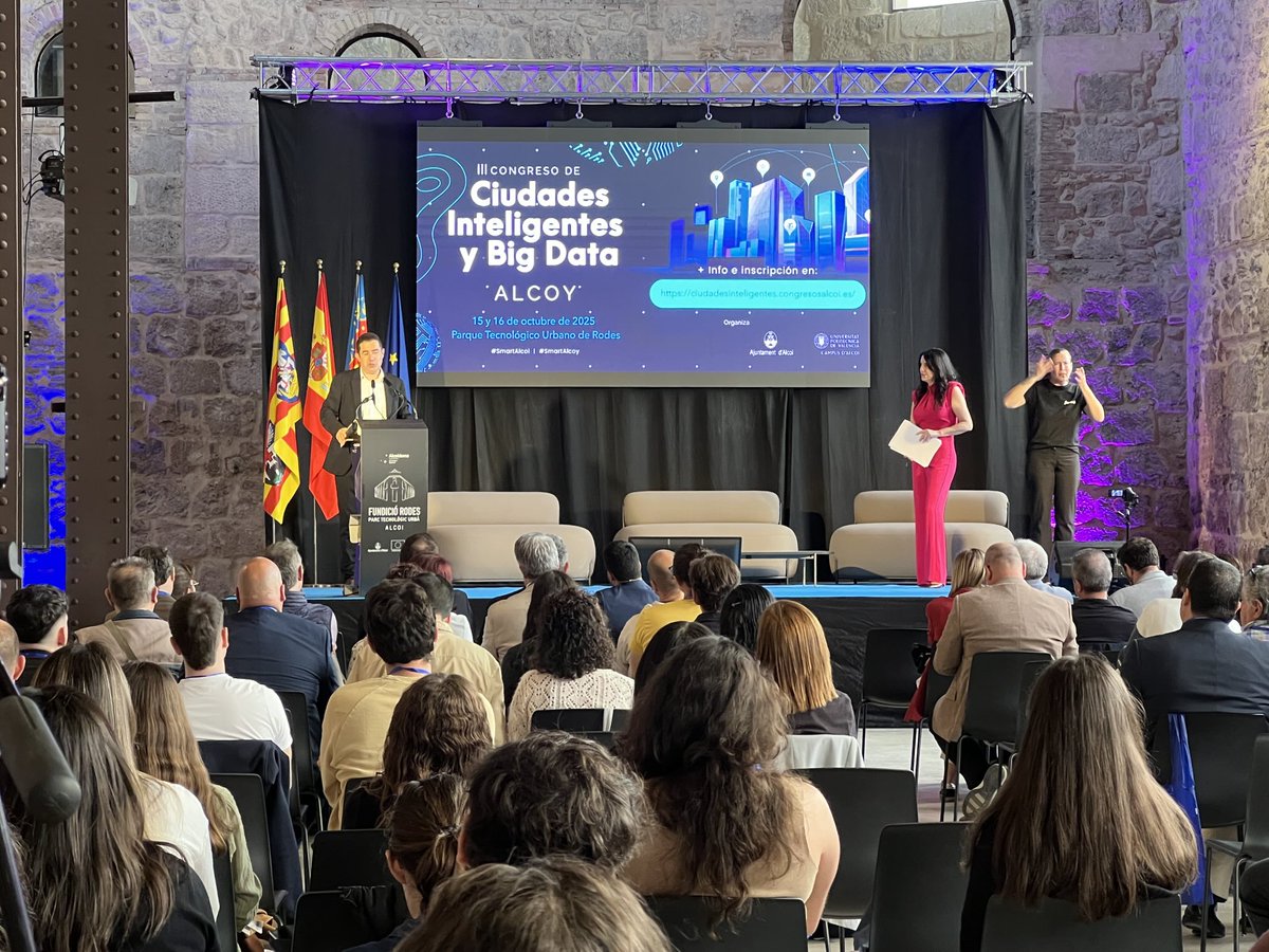 Grupo Comunicating tweet media