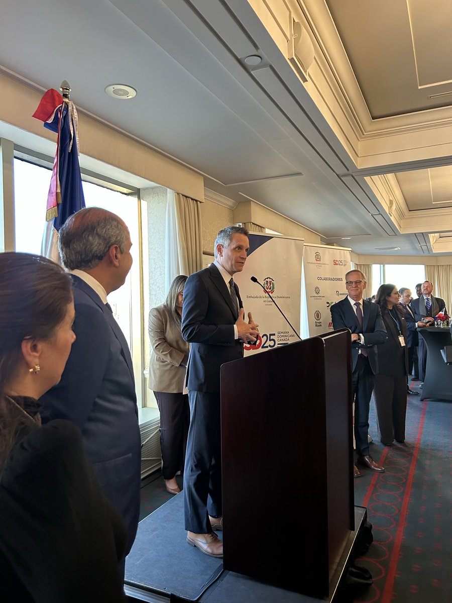 _MarkSutcliffe's tweet photo. It was an honour to join His Excellency José A. Blanco and members of the Dominican community and to proclaim Dominican Republic Week. Thank you so much for your hospitality and your many many contributions to the richness and success of Ottawa. 

Ce fut un honneur de me joindre à Son Excellence José A. Blanco et aux membres de la communauté dominicaine pour proclamer la Semaine de la République Dominicaine. Merci beaucoup pour votre hospitalité et vos nombreuses contributions à la richesse et au succès d’Ottawa.