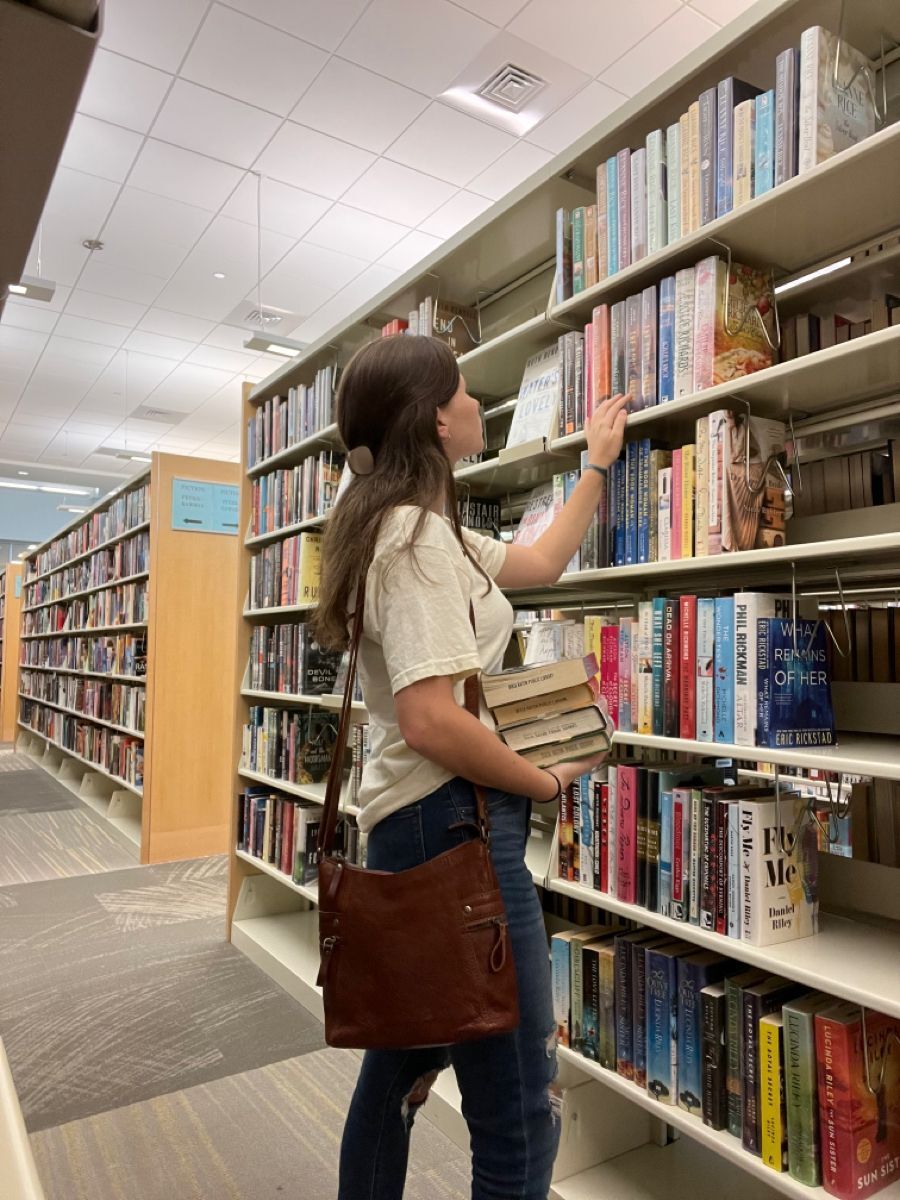 BookTasters's tweet image. library checkout: 8 books. confidence: zero.