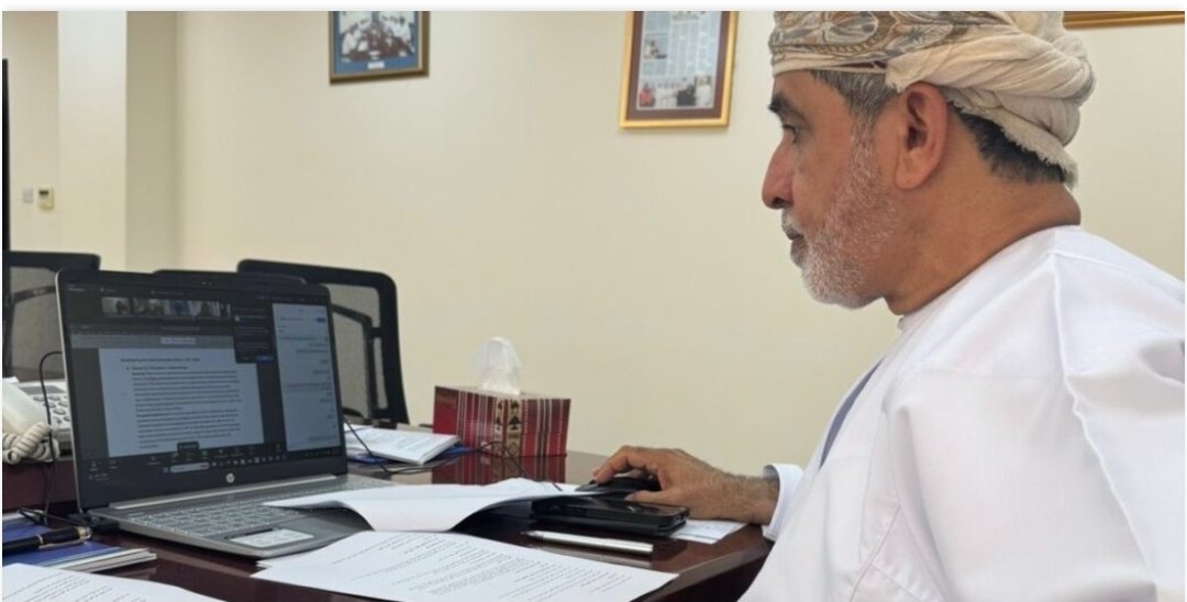 أبارك لك من القلب يا صديقي <a href="/SalimJahwari22/">سالم الجهوري</a>  اختيارك نائبًا لرئيس اتحاد صحفيي آسيا والباسفيك وهو إنجاز يليق بمسيرتك المهنية الحافلة، وحضورك المشرف في الساحة الإعلامية هذا التقدير الدولي شهادة على جهودك المخلصة، وتمثيل مشرّف للصحافة العُمانية في المحافل الإقليمية والعالمية.