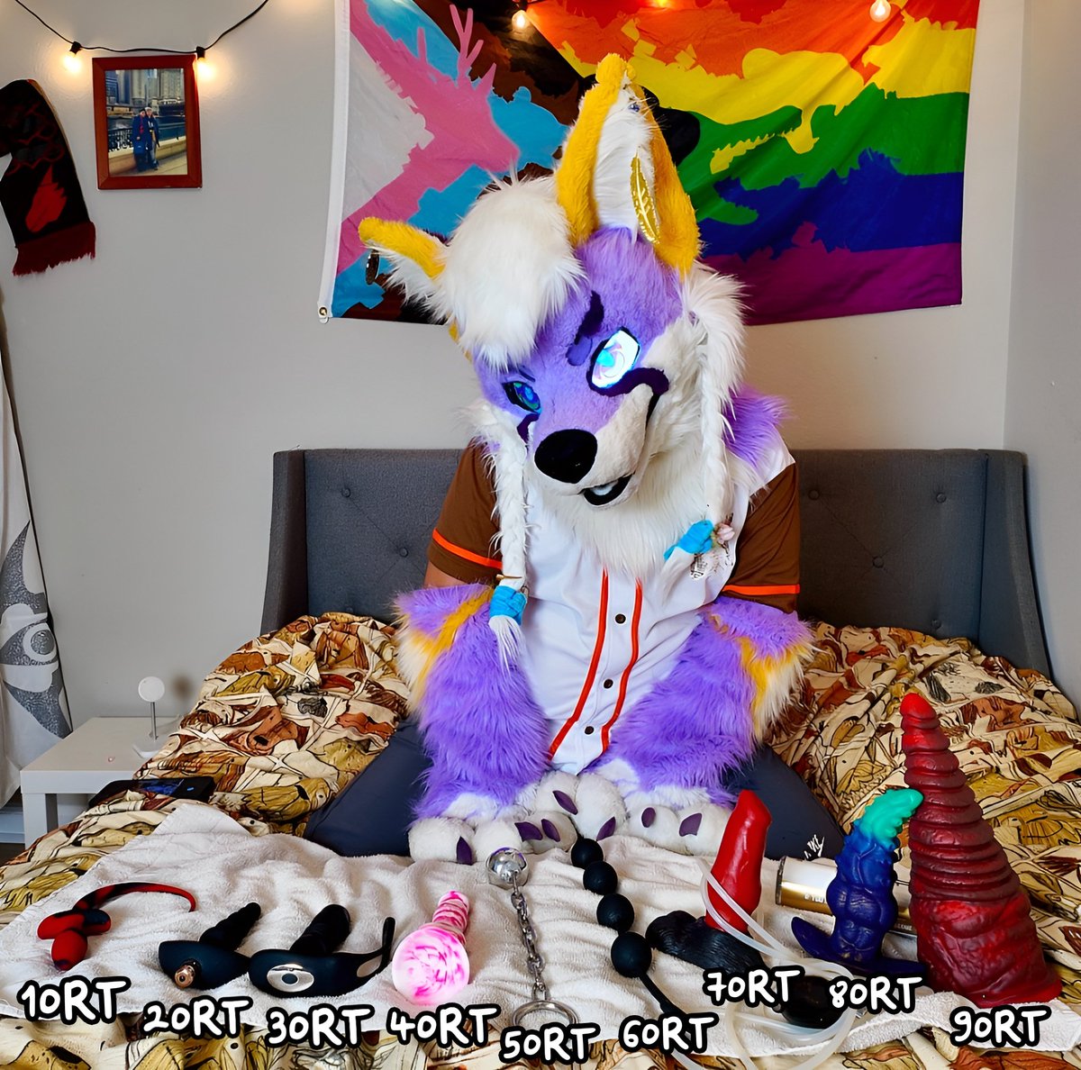 LET'S PLAY A GAME:
For every 10 retweets from this pic, I will "Play" with one of those toys, from smaller to bigger. Let's see how far I can go before I can't take it anymore :3

#Murrsuit #Nsfw #Chudai #toys