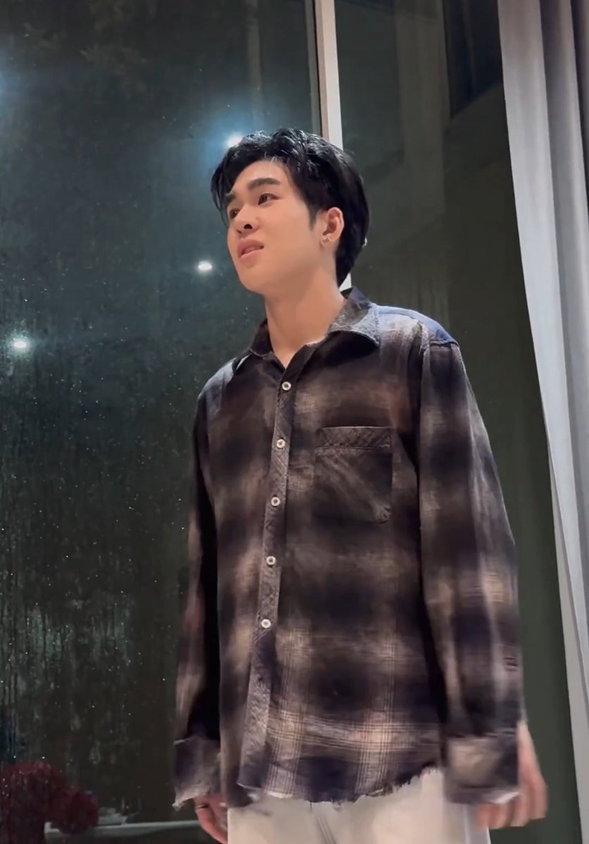 Lukpich_'s tweet image. วันนี้เทอใส่เอวลอย พรุ่งนี้เทอไปกับเขา