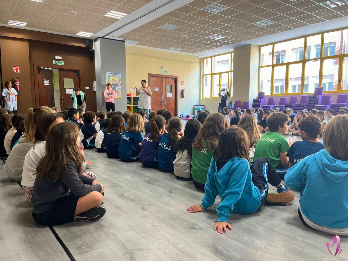 🤝 En Maristak Bilbao hemos dado comienzo al programa TEI (Tutoría Entre Iguales), una iniciativa que fomenta la empatía, la responsabilidad y el acompañamiento entre el alumnado.  

🌱💗Educar también es aprender a cuidarnos entre iguales.