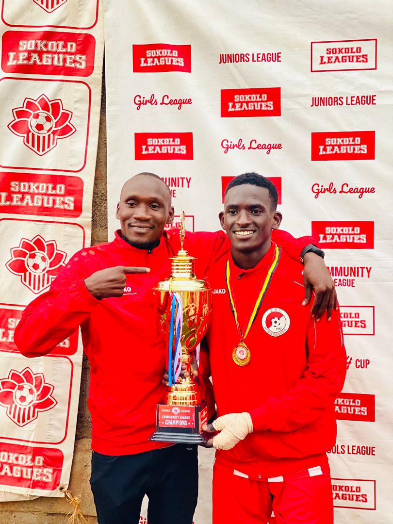 mondraymond15's tweet photo. Moments i live for.
Achieving set goals with my players. Over past years these young lads have helped me grow and develop on and off the pitch as much as i have helped them. 
This one is a manifestation of how we have not given up on each other. 
Congragulations to each of you https://t.co/p26jWg1iBc