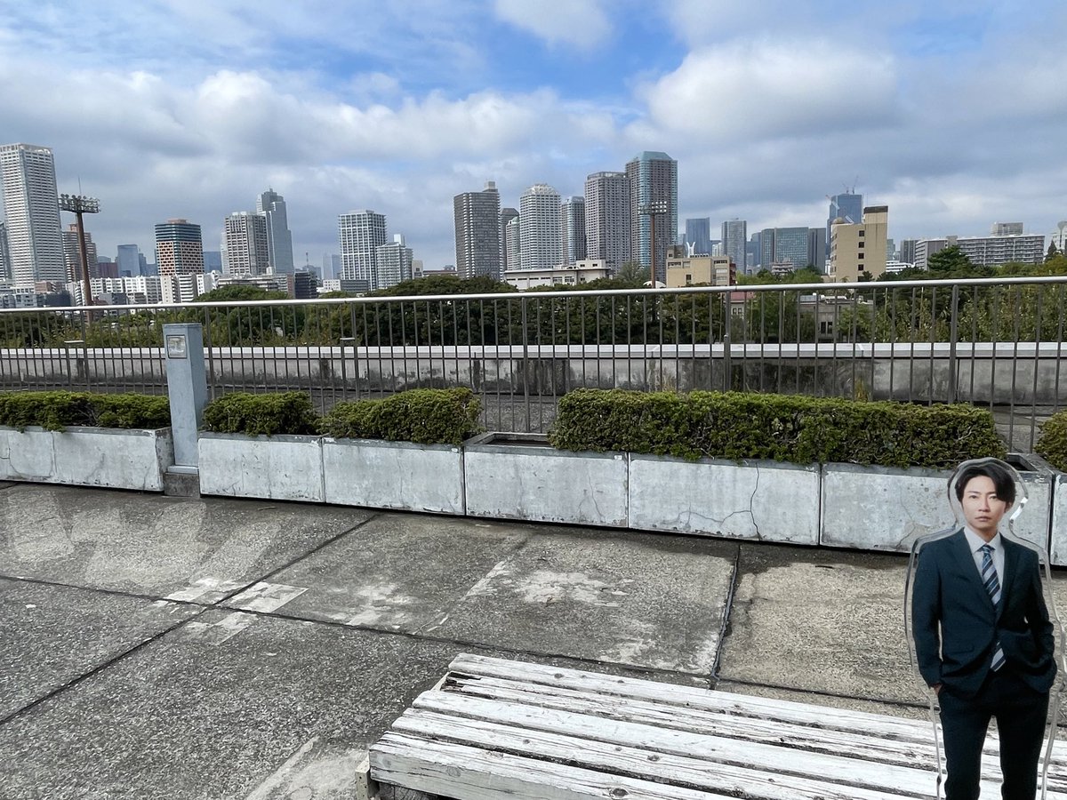 luv_aib_ars's tweet photo. 相葉さんドラマ 大追跡〜警視庁SSBC強行犯係〜ロケ地 TONICHI②
屋上と社員食堂は一般の人も入れるのでランチしてきた☺︎︎Sky View Restaurant Tonichi。よく登場したあの屋上はこちら☺︎︎
TONICHIさん和田家の男たちでも使われてたよね。相葉さんは行ってないけど。
#相葉雅紀 #大追跡
#TONICHI https://t.co/qU2P6dluJi