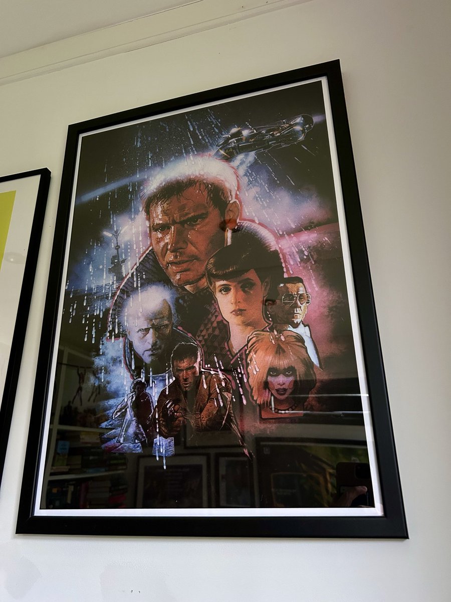 Such sad news about the passing of Drew Struzan who was easily the most important and iconic film poster illustrator in the industry with too many incredible posters to mention but his alternative poster for Bladerunner will always be my absolute favourite.