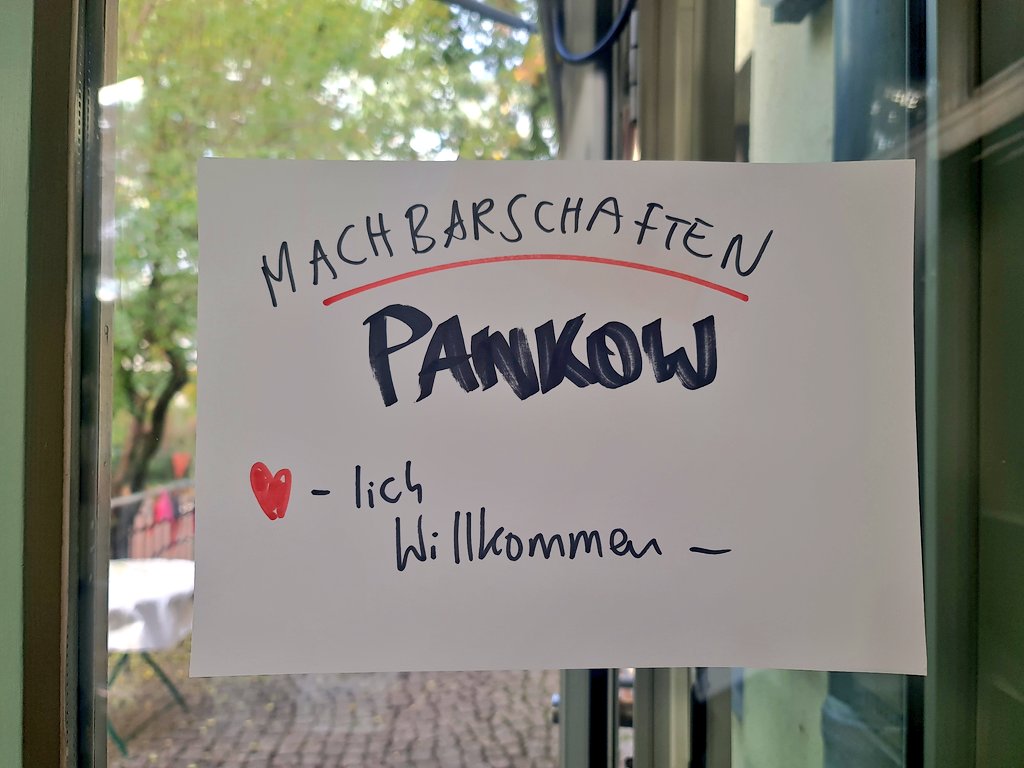 „Machbarschaften“ Pankow im Stadtteilzentrum Weißensee: kennenlernen, vernetzen, loslegen für die Mitwelt. „Banden bilden“ erscheint bei diesem Grauflächenamt auch notwendig. 😎🌻🌳🐦