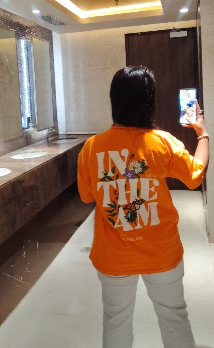 am_unnati's tweet image. This merchandise is my favorite (emotions)🧡 #intheAM @ArmaanMalik22 Thankyou armaan for this 🫶🏻 love you 🫂🧿