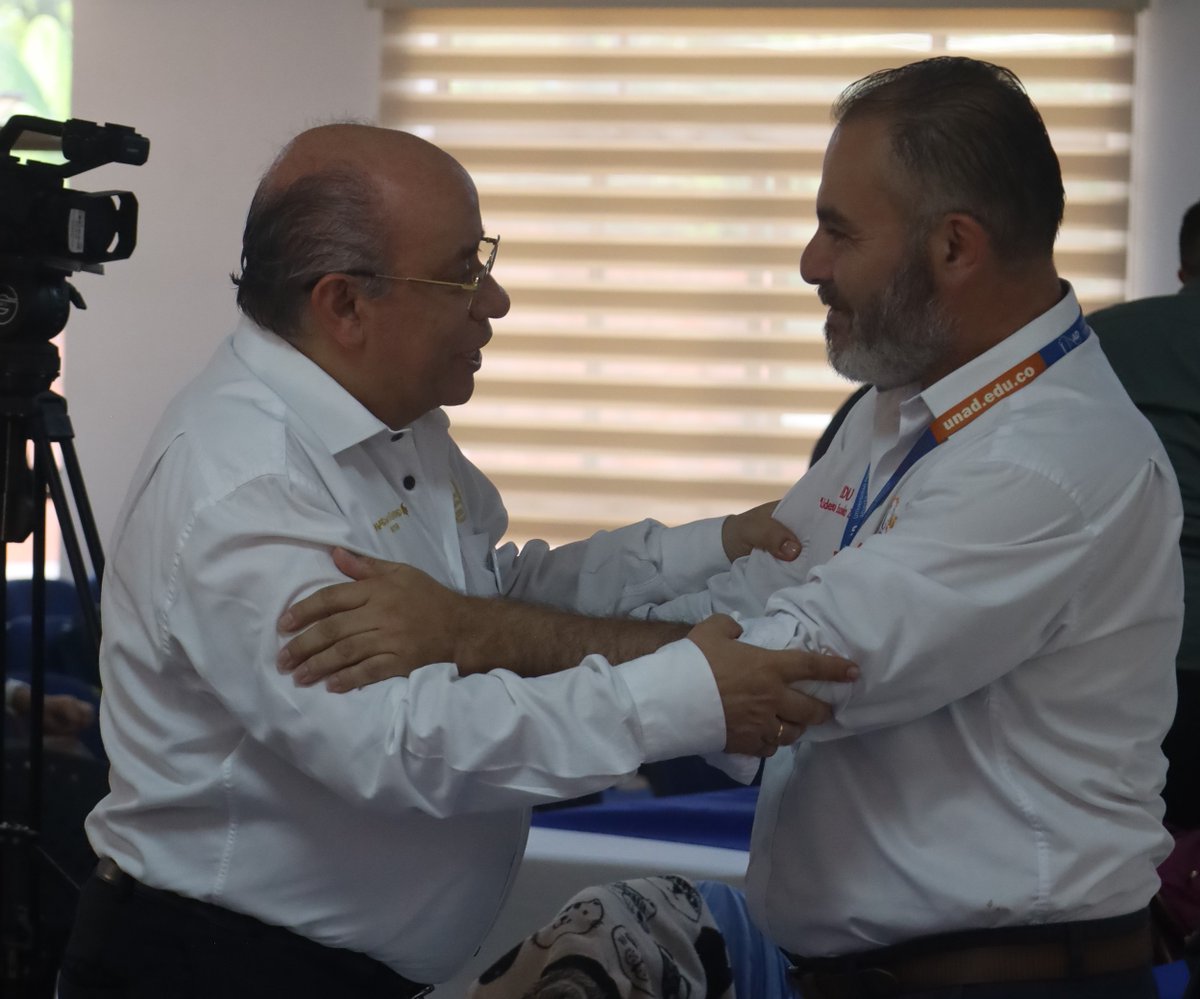 UniversidadUNAD's tweet photo. #AEstaHora damos inicio al despliegue estratégico de la @unadzao, desde el municipio de Acacías.

Durante tres días, líderes unadistas de los centros de Cumaral, Guainía, Leticia, Puerto Carreño, San José del Guaviare y Yopal compartirán los logros, estrategias y planes que fortalecen el desarrollo de la UNAD en esta región 🇨🇴.

Un espacio de articulación y crecimiento que reafirma el compromiso de nuestra universidad con el progreso y bienestar de su comunidad 💛.

¡Mantente conectado para enterarte de todo lo que tenemos para contarte de esta región!

#DesplieguesZonalesUNAD