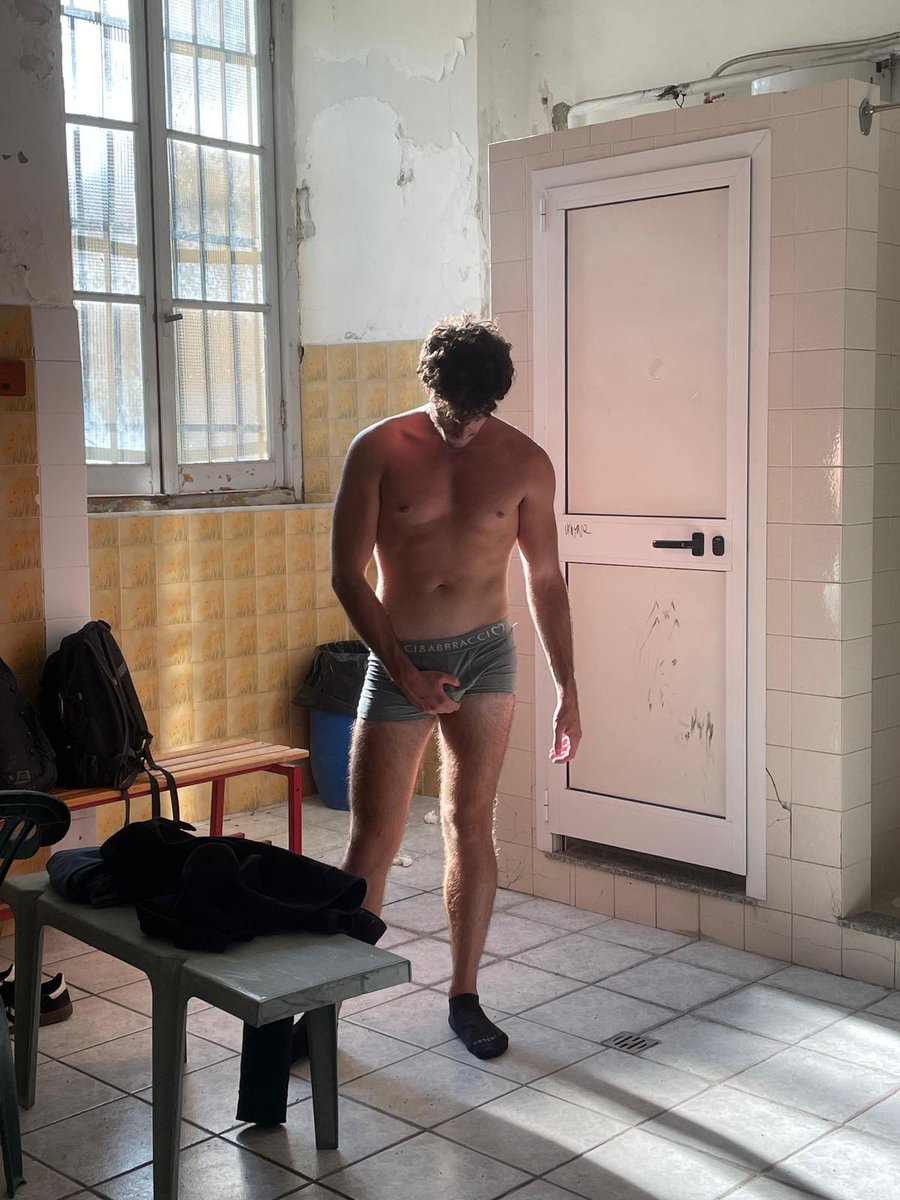 Venera e tributa il tuo giovane Dio 🔥💪👑
Worship and pay tribute to your young God 🔥💪👑
#cashmaster #feet #cashcock #cashdrain #findom #malefindom #master #slave #moneyslave #cashslave #paypig #atm #foot #cashfag #humanatm #boypits #alpha #alphamale #alphateen 
<a href="/AcademyOfFags/">Academy Of Fags</a>