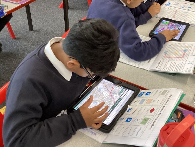 StDomSavioRC's tweet image. Year 4 have been using Digimaps to study their local area and find changes over time in their Geography lesson. @Digimap4Schools @PKCKST