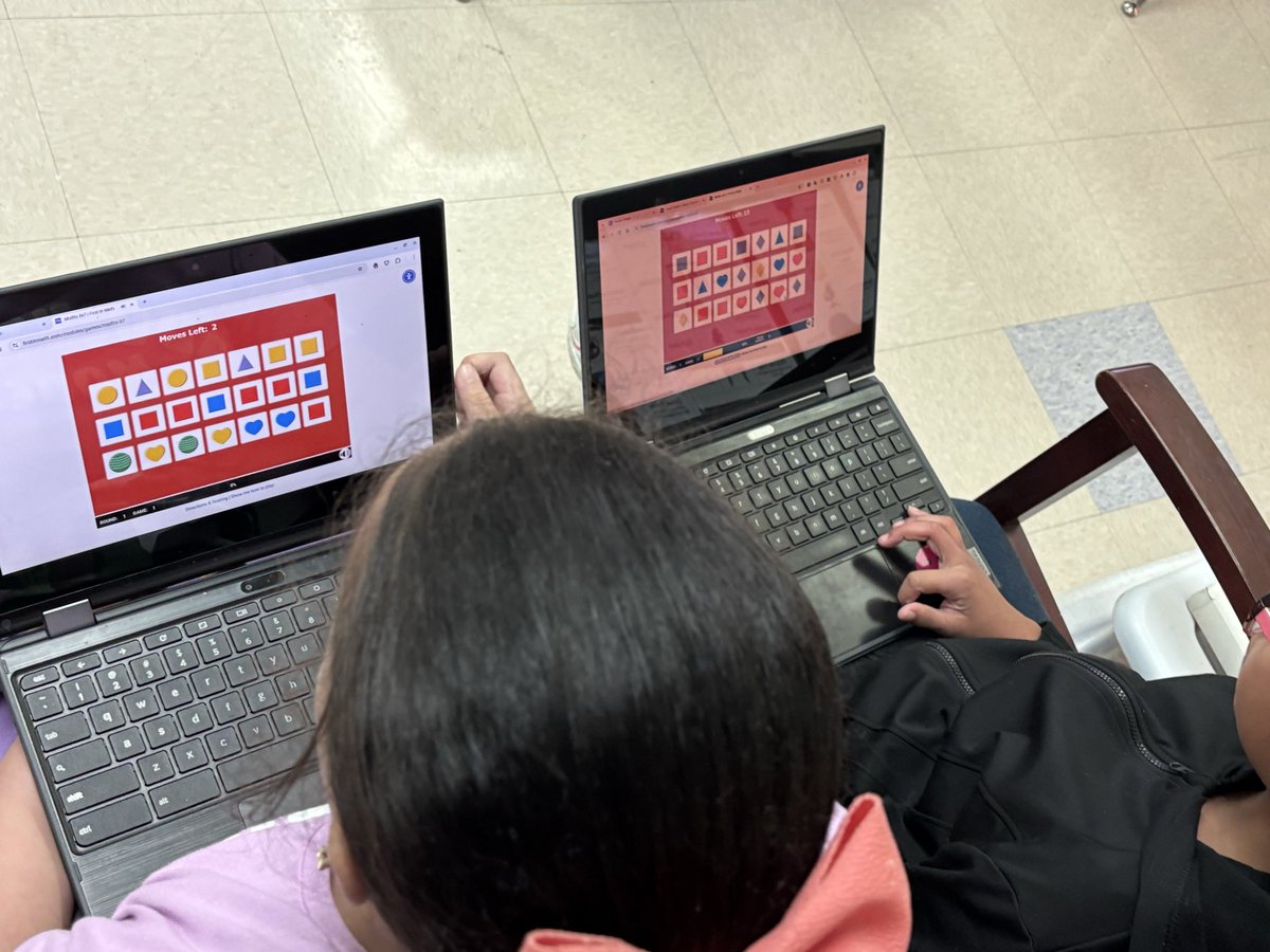 MrPhillipsTeach's tweet image. Today’s @FirstInMath Challenge—play a pattern game!  @RobertSun24
