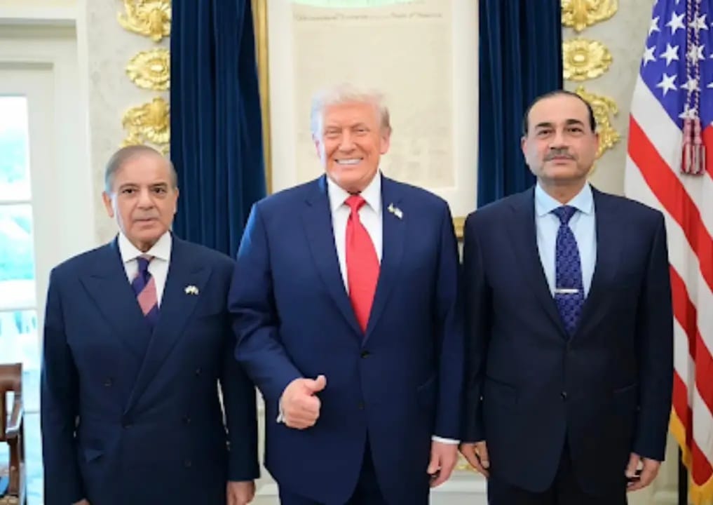 میں نے اسرائیل کو ڈیمانڈ سے زیادہ اسلحہ دیا - ٹرمپ 

 اللہ آپکو لمبی زندگی دے -انسانیت کی خدمت کی - شہباز شریف
🤦🏻‍♀️🤦🏻‍♀️🤦🏻‍♀️😡😡😡