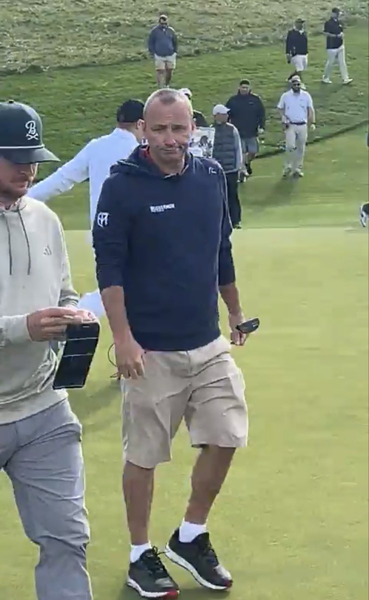 The perfect photo for today <a href="/kirkminshow/">The Kirk Minihane Show</a> <a href="/ForePlayPod/">Fore Play</a> Kirky big dick.