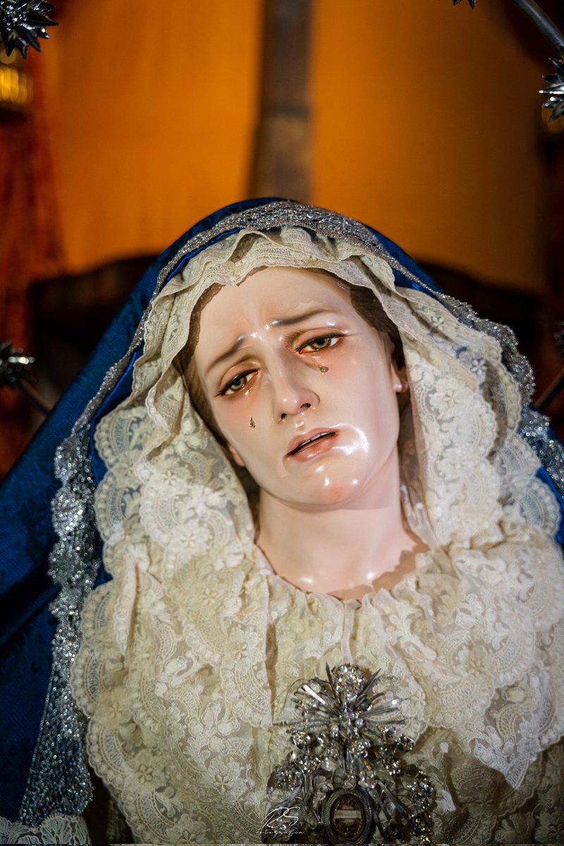 "Dios os salve, María, Madre de Dios. En Vos está y estuvo todo la plenitud de la gracia y todo bien." San Francisco de Asís

#PorSiempreRedención

📷 NH Álvaro Ramón

#LeonEsp #SSantaLeon