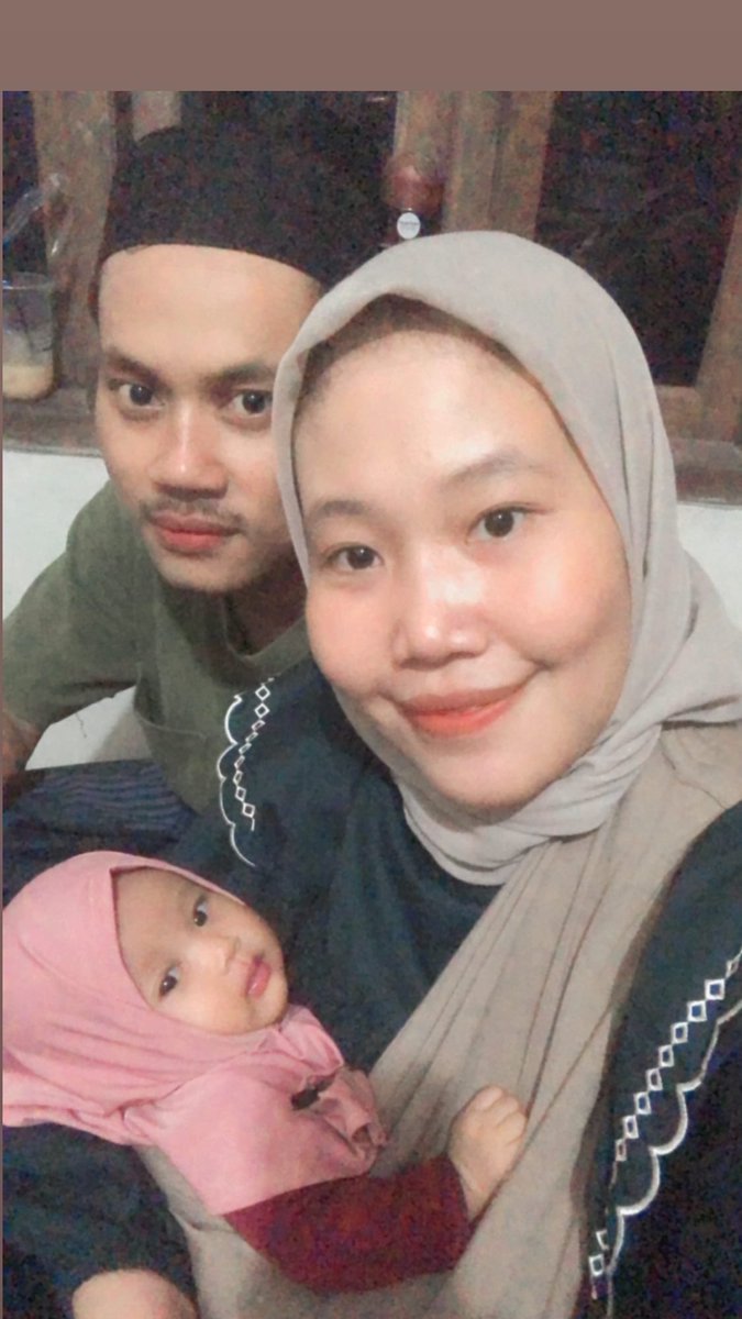 putritydur's tweet photo. @hasiaanhu Kak sama aku juga dari line nearby 
Sekarang dah punya bocil 🤏🏻🤏🏻 https://t.co/RvfkUa1Ub3