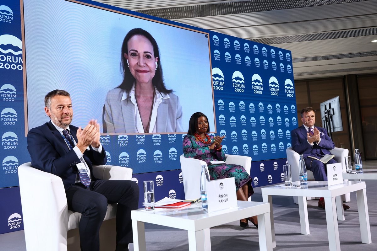 Forum_2000's tweet image. Selection of photographs from the 29th #Forum2000 Conference in Prague.
More photos are available here: forum2000.cz/en/forum-2000-…