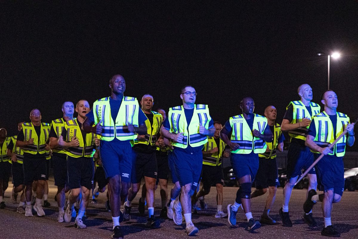 ALEAprotects's tweet image. Rise &amp;amp; Shine. It&apos;s FUN RUN time. 

Class 2025-B trucked 4 1/2 miles early this morning in Selma.

#Class2025B #FunRun