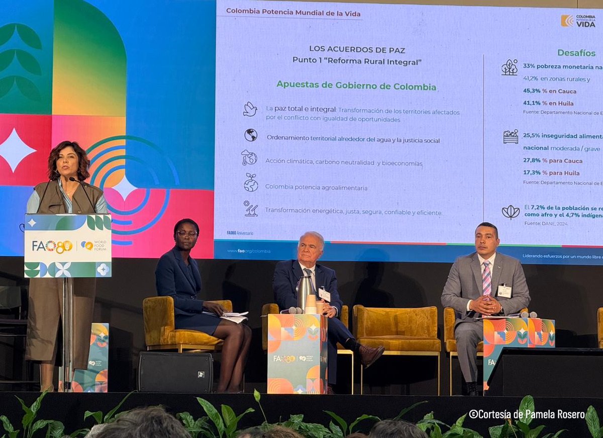 🇨🇴 En el Foro De Inversiones #ManodelaMano, la Embajadora🇨🇴🇺🇳🇮🇹, <a href="/jmojicaflorez/">J. Mojica</a>, destacó el potencial agrícola del país y el poder transformador del café y el cacao para construir paz y desarrollo sostenible. 🌱☕🍫

Únete aquí: bit.ly/HiHCOyPY 

#HandInHand

⬇️