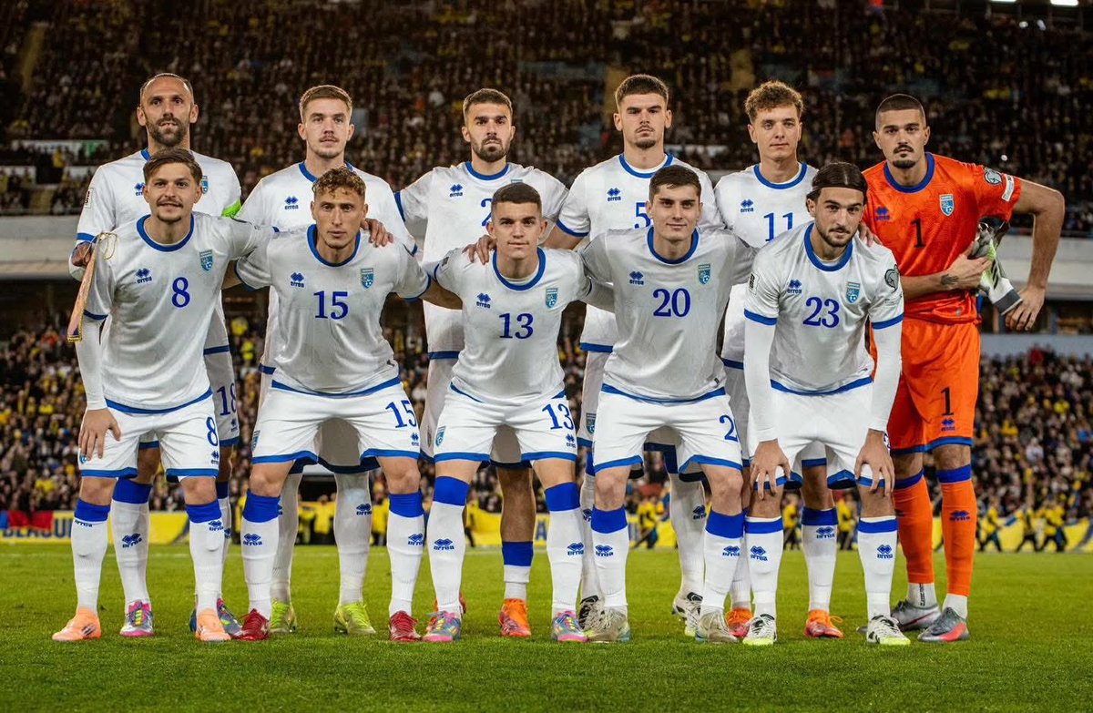 kosovarfootball's tweet photo. Our #Dardanians in Gothenburg. ⚪️
#SWEKOS https://t.co/YYe111a2xW