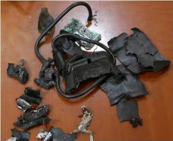 jonaaronbray's tweet image. No Burn or Hole—Why? A 1–2g PETN charge in a RØDE mic could detonate without burning or tearing the shirt. Lebanon’s micro-explosives (arXiv) focused energy inward—shrapnel, not fireball. Contained blast (5–10J) stretches fabric, explaining the intact shirt. #ExplosiveDesign…