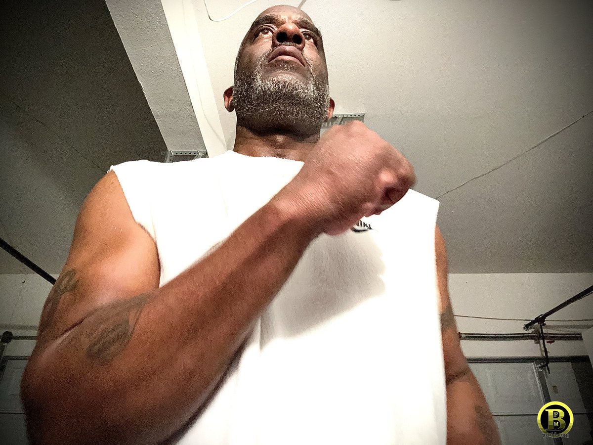 BrianFrasierM's tweet photo. Do it because it’s the right thing to do…
#heartwork❤️ #health #diet #consistencey
#bfmworld #bfmworldinc https://t.co/877GZzOqoB
