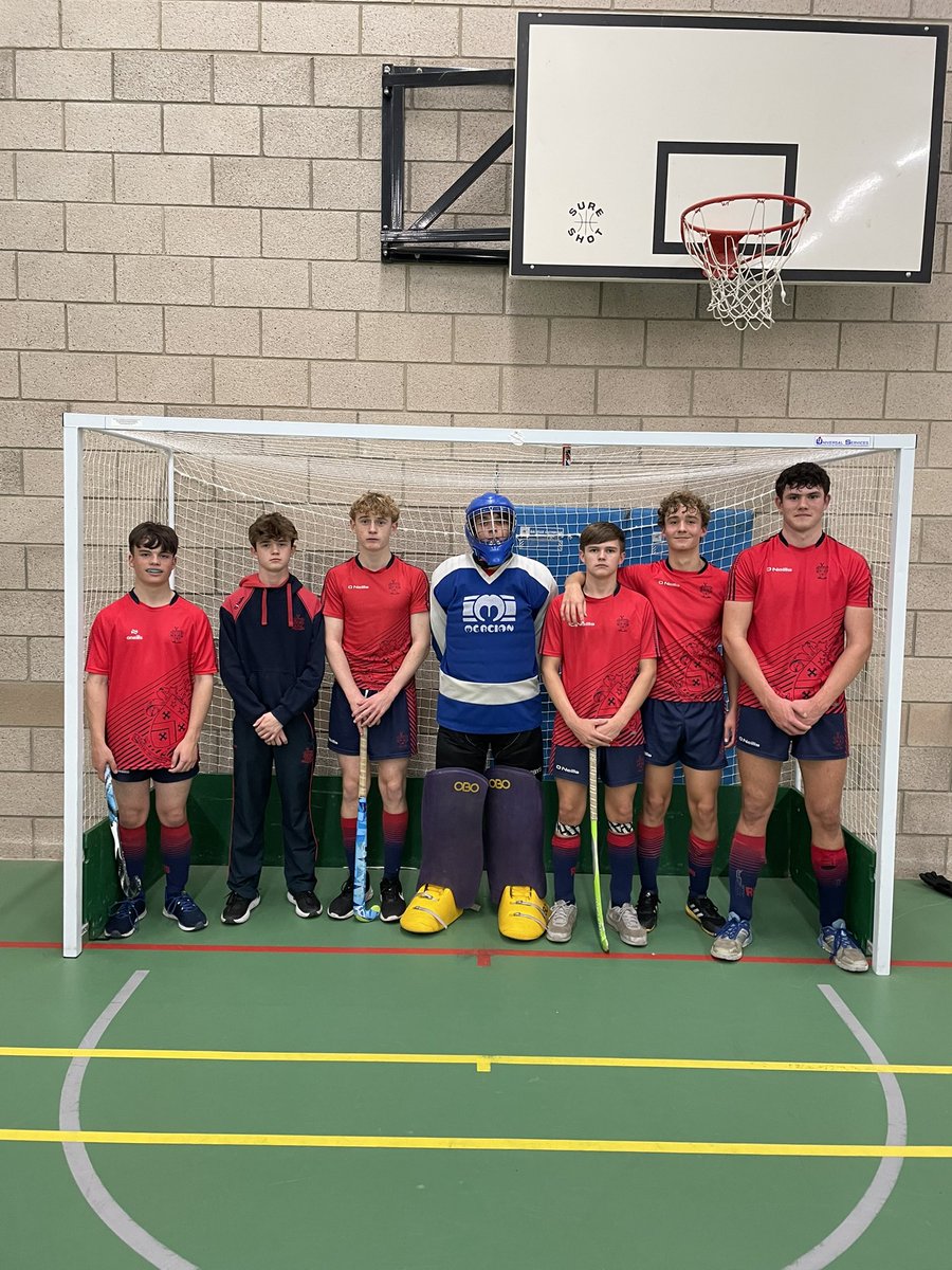 The U16s battled well at the District Indoor tournament at Teesside High this week, they narrowly lost games against Yarm but beat Teesside High in their last game!