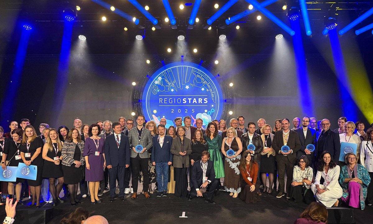 This year’s 🇪🇺 Week of Regions went out with a bang 💥 
the #Regiostars awards ceremony!

An evening celebrating the incredible determination of #regions &amp; #cities to serve the people👏 👏

Proud to see the power  of #CohesionPolicy on the ground, for all