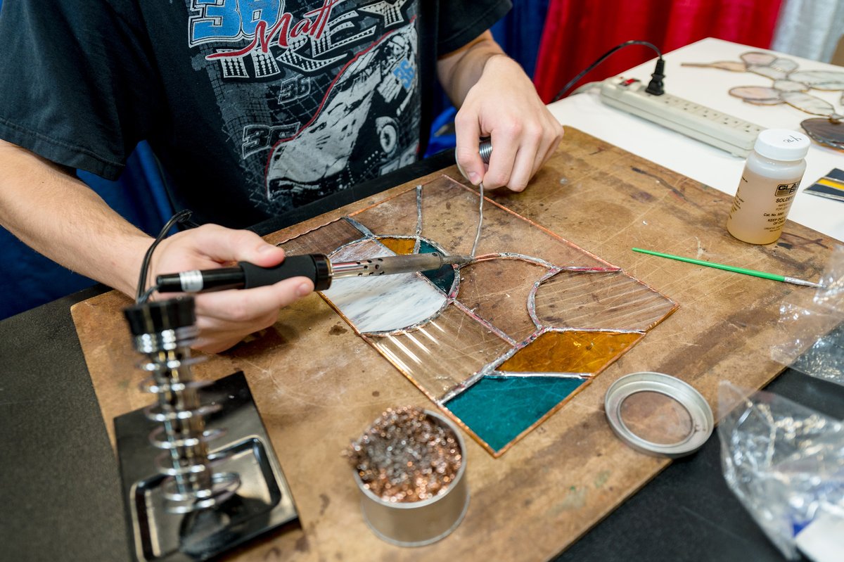 OHschoolboards's tweet image. 🎉 Show off your students at the 2025 Student Achievement Fair! 🎨🎶🏆
Nominate a program or student artwork to be featured at the OSBA Capital Conference on Nov. 17!

🔗 Submit now: conference.ohioschoolboards.org/2025/student-a…

#SAF2025 #StudentSuccess #OhioSchools #ShareYourPride