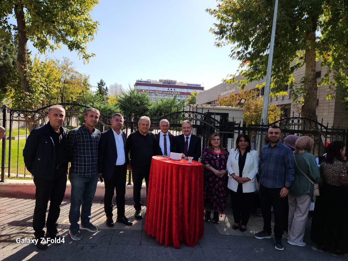 batman_tb's tweet photo. Borsamız Yönetim Kurulu Başkan Yardımcısı Hifzullah Akdaş; Batman 2. Tekstil Fuarı açılış törenine katılım sağladı. @arifguness @HifzullahAkda https://t.co/Q3PKpkClh3