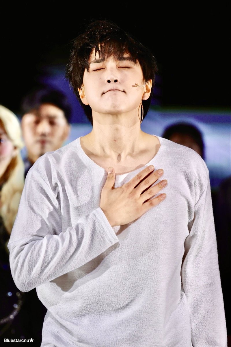 251015
뮤지컬 데스노트 첫공 커튼콜 📓🍎🐥
#비원에이포 #b1a4  #산들