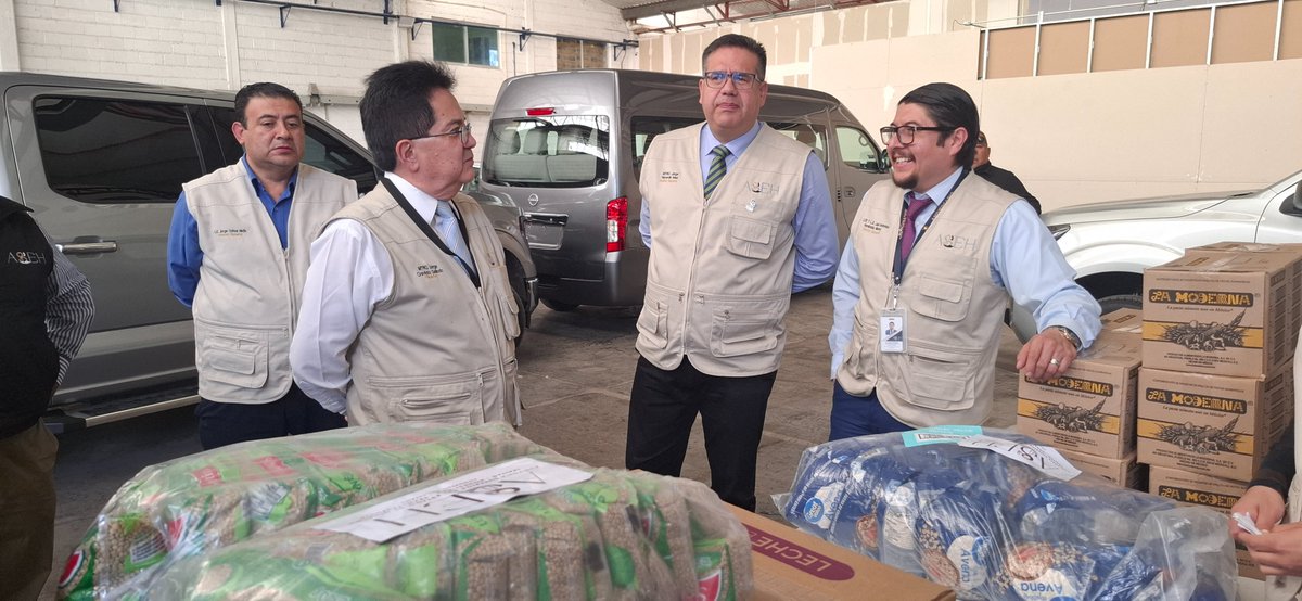 ASEH_Hgo's tweet image. La @ASEH_Hgo se une al acopio de víveres para apoyar a familias afectadas por las lluvias.
El Auditor Superior, @jorvalverdeASEH, agradeció el respaldo de la @ASECampeche y su homóloga de Quintana Roo.
En tiempos de crisis, la solidaridad también se fiscaliza.
#SolidaridadASEH