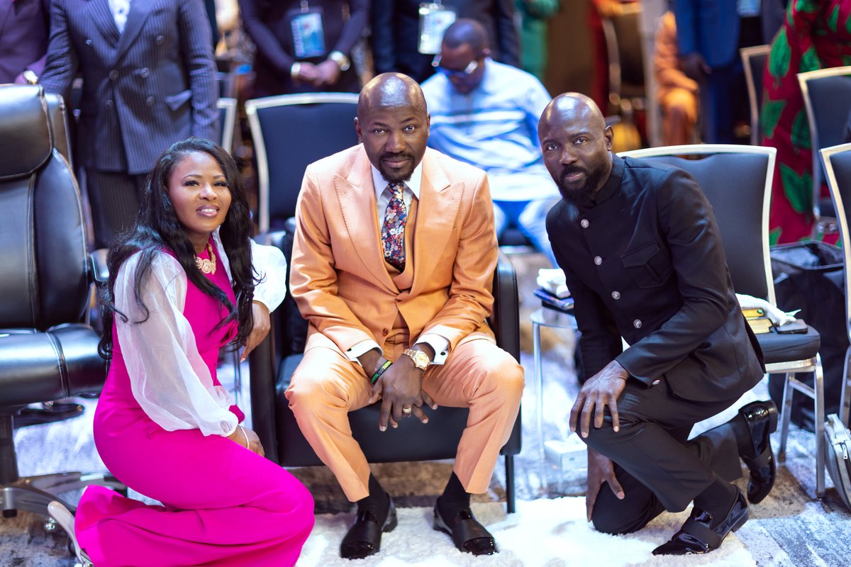 ofmhoustontexas's tweet photo. Houston Miracle and Recovery Conference with Apostle Johnson Suleman — Day 2 Morning Session: 

Pastor Rich &amp; Pastor Stella Aghahowa With Papa @APOSTLESULEMAN 

#HoustonMiracleCrusade #ApostleJohnsonSuleman #OFMHouston #PossessingYourInheritance #Day2 #FaithInAction https://t.co/e7u6irq9Oq